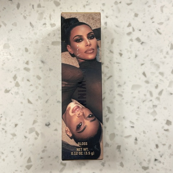 KKW Beauty x Winnie Harlow Lip Gloss in Tiger Eye! NIB/NWOT!! - Picture 2 of 3